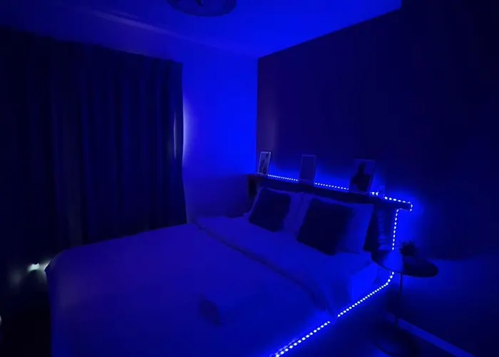 Lumpiniville Sukhumvit Apartment *